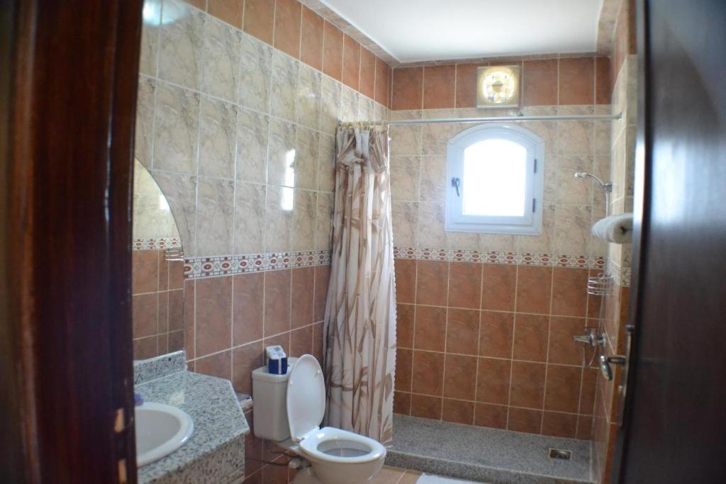Nile Valley Hotel Luxor Ngoại thất bức ảnh